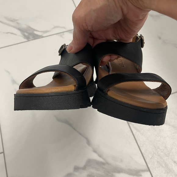 MWOT Bueno Jianna Black Platform Leather Sandals with Adjustable Ankle Strap - Picture 7 of 13